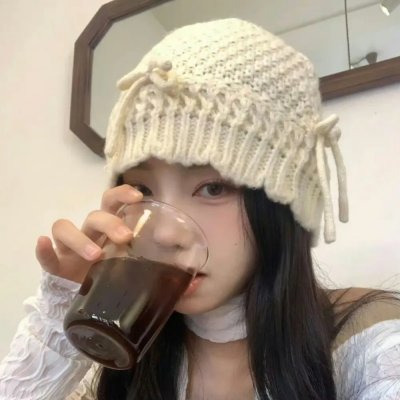 幽灵与未亡人